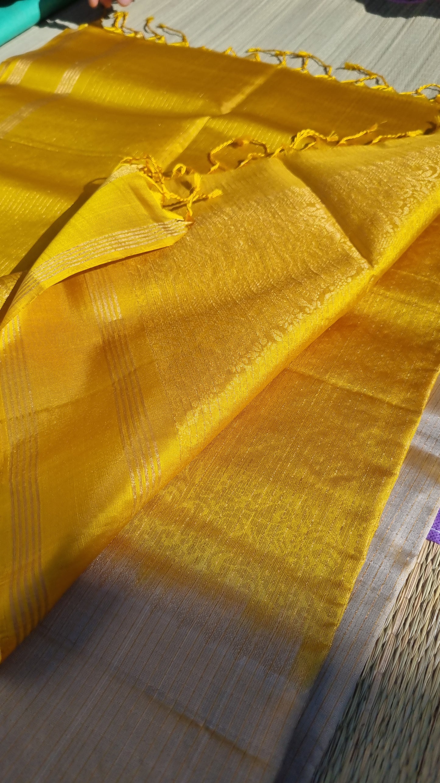 Exclusive Pure Kanjeevaram Silk Saree Ivory & Yellow Gold 🌟