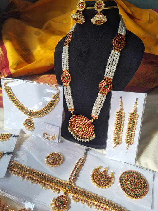 Traditional Jewellery Set