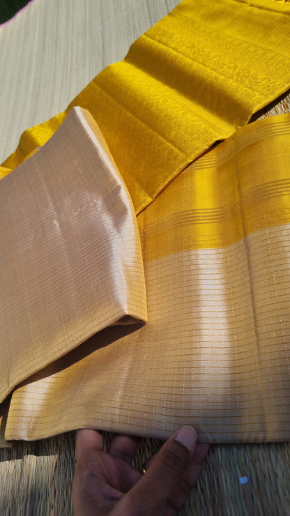 Exclusive Pure Kanjeevaram Silk Saree Ivory & Yellow Gold 🌟